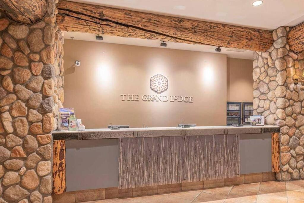 Mt Cb Mountain Side With King Bed, Hot Tub, Pool & Kitchen! Apartment Crested Butte Exterior photo